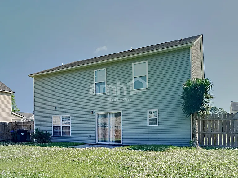 105 Walton Pl — Photo 21