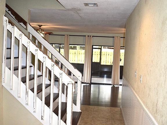 2nd image of 1851 Cashew Courtway