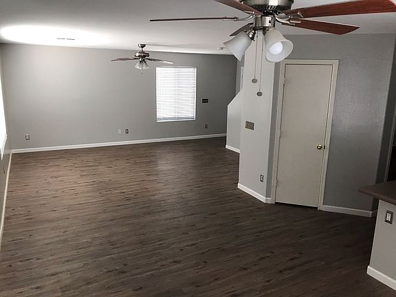 4th image of 9703 E Baltimore Cir