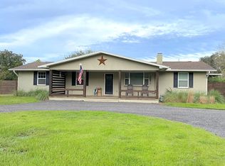 377 N Samsula Dr, New Smyrna Beach, FL 32168