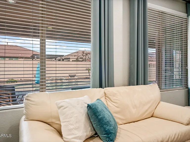 10764 W Prickly Pear Trl — Photo 15
