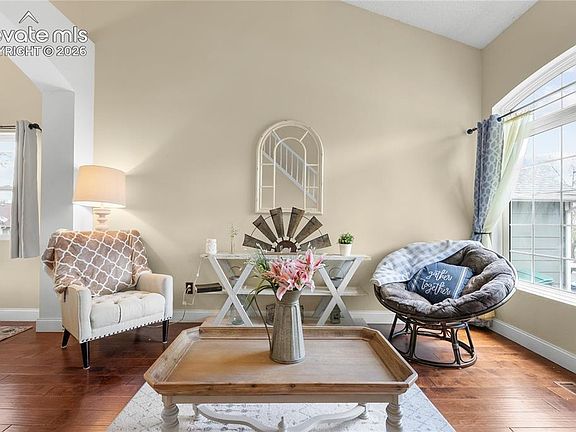 5th image of 1328 Hamstead Ct