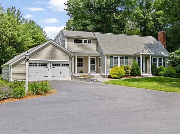 216 Forest St, Norwell, MA 02061