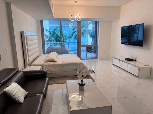 851 NE 1st Ave Unit 201