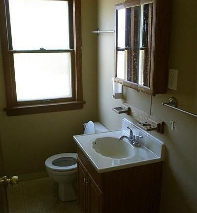 5th image of 13011 Highlandview Ave