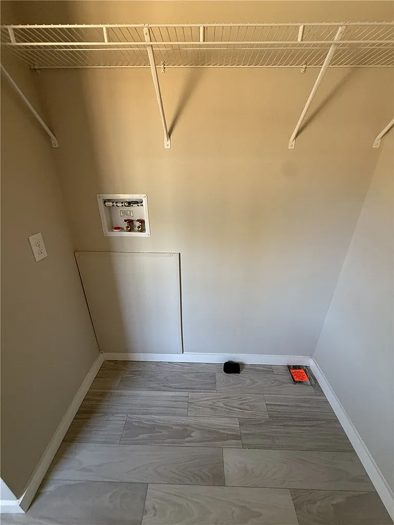 3 bed, 2.0 bath, $1,200 — Photo 4
