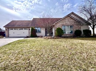 1009 Ashwood Dr, Auburn, IN