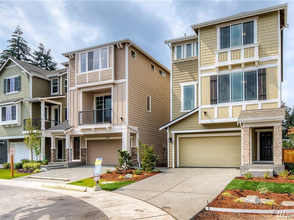 1st image of 21104 2nd Ave W #8