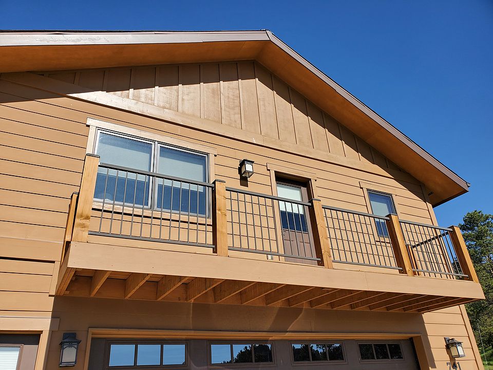 1st image of 741 Larkspur Rd