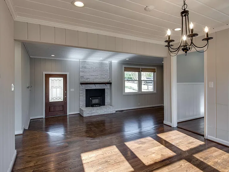 6398 Temple Rd — Photo 5