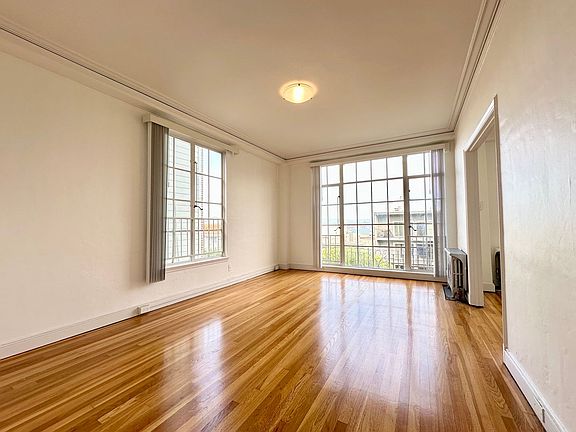 2nd image of 1425 Taylor St APT 202