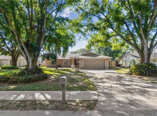 1916 Rebecca Rd, Lutz, FL 33548