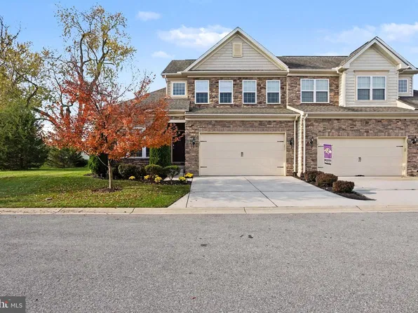 25 Trail Ride Dr #437, Taneytown, MD 21787