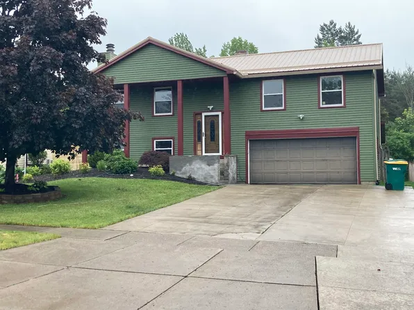 3659 Cumberland Ln, Hamburg, NY 14075