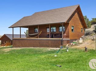 618 Grove Creek Rd, Absarokee, MT 59001