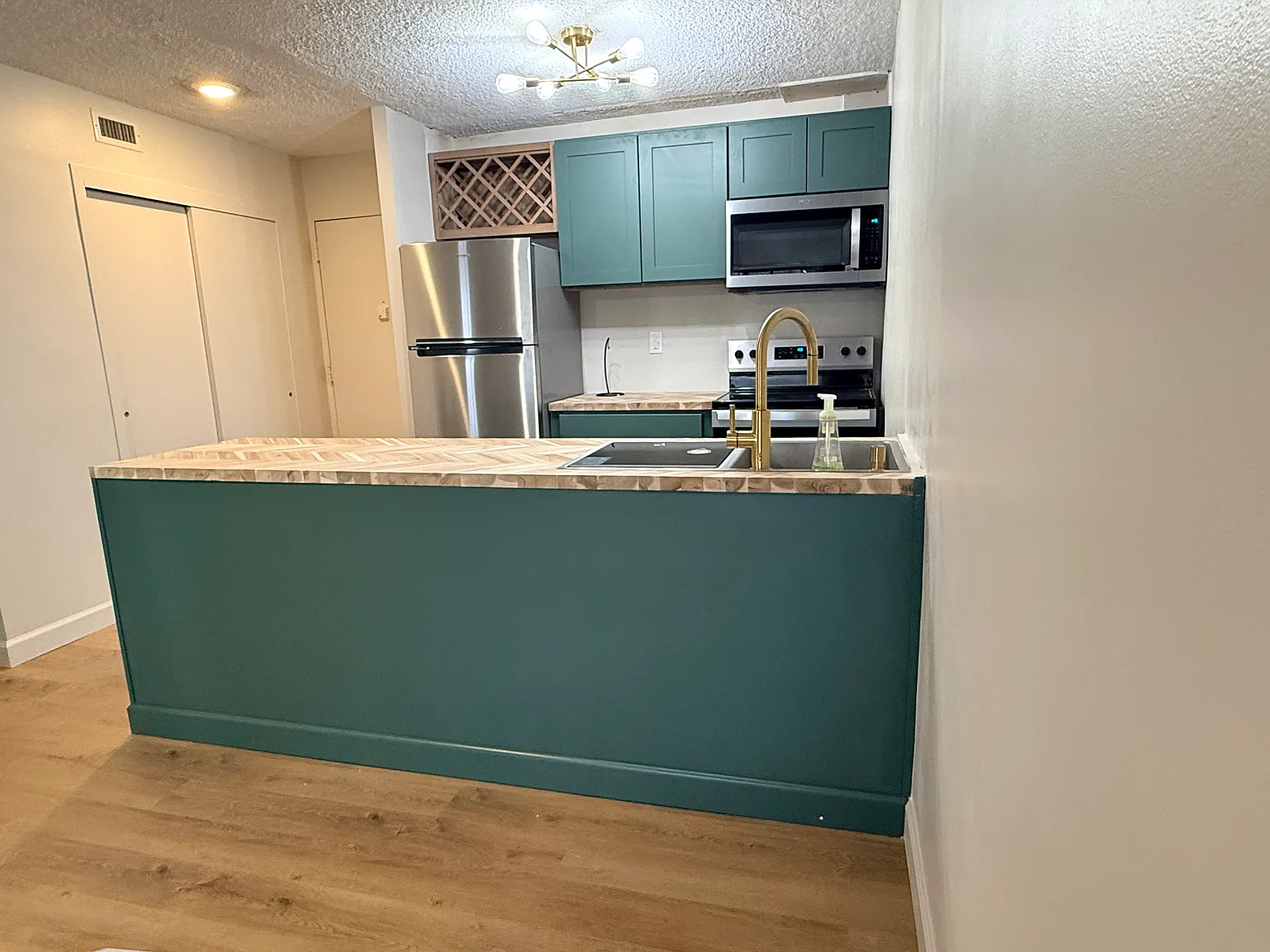 1 bed, 617 sqft, $1,100 — Photo 1