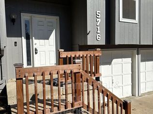 5716 N London Ave UNIT 5716, Kansas City, MO 64151