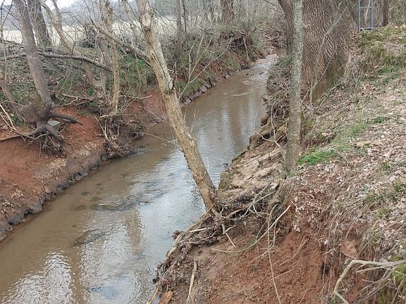 3rd image of 3450 Mull Creek Ln