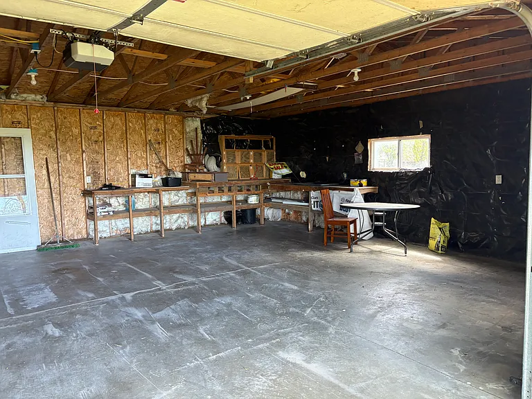 516 W 7th St — Photo 11