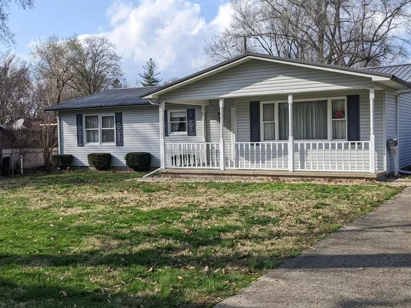 505 W Reed St, Benton, IL 62812