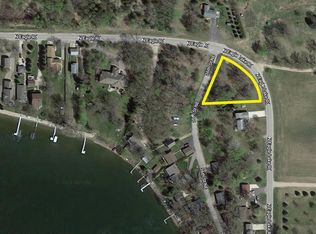 E Eagle Lake Rd, Willmar, MN 56201