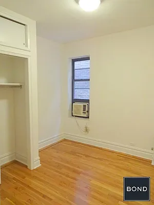 Rented by Bond New York | media 23