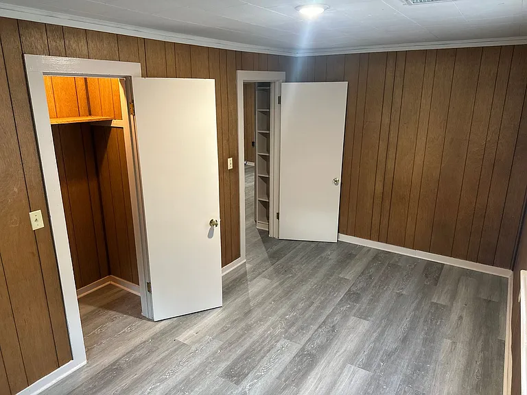 224 E Velma Ave — Photo 7