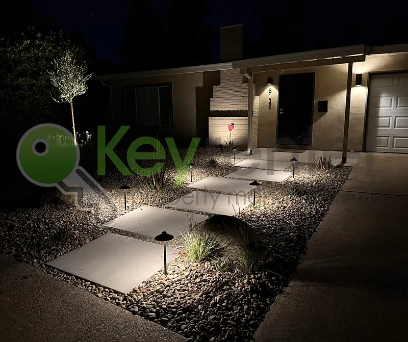4 bed, 2.0 bath, 2028 sqft, $2,980 — Photo 4