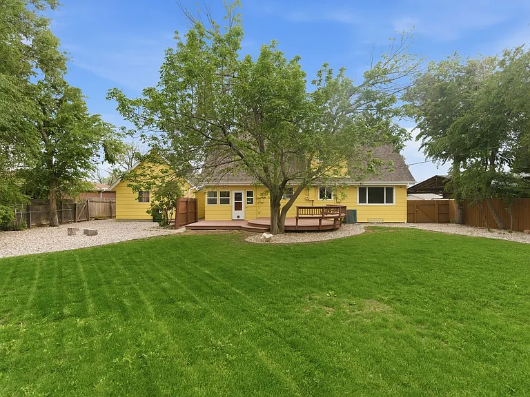 8111 E Briarwood Blvd — Photo 43