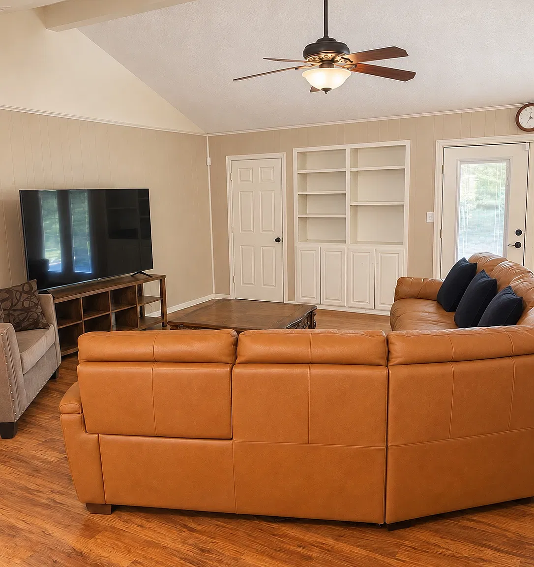 3 bed, 1707 sqft, $2,000 — Photo 3