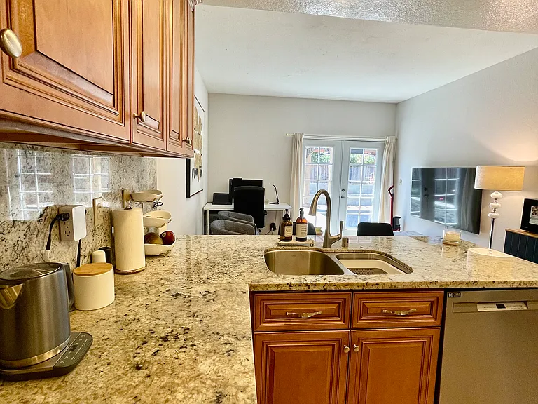 34309 Kenwood Dr — Photo 6