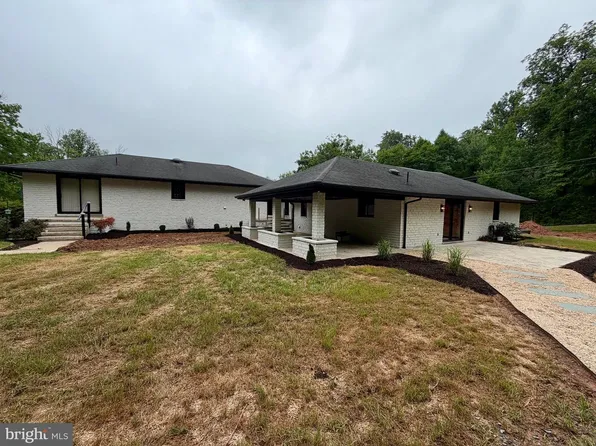 1265 Swamp Bridge Rd #L, Denver, PA 17517