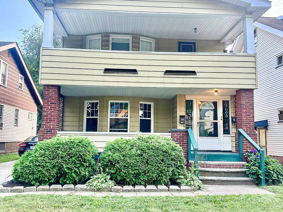 3370 W 130th St
