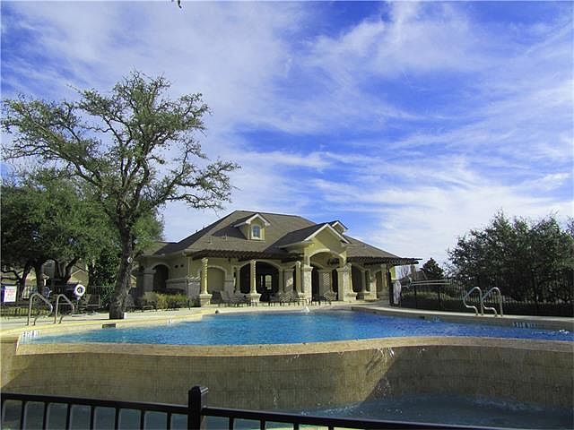 1st image of 102 Glen Heather Ct