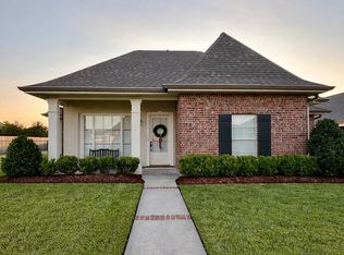 104 Ellington Dr, Thibodaux, LA 70301
