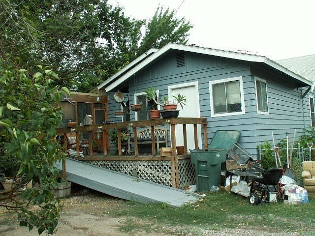 2nd image of 1600 N 9th St