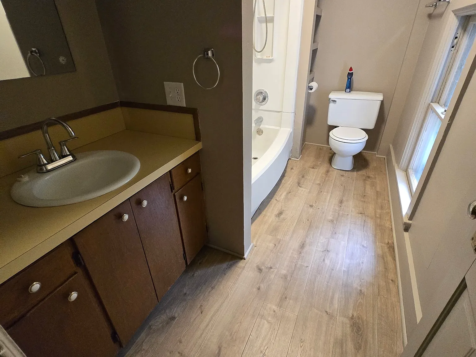 2 bed, $700 — Photo 3