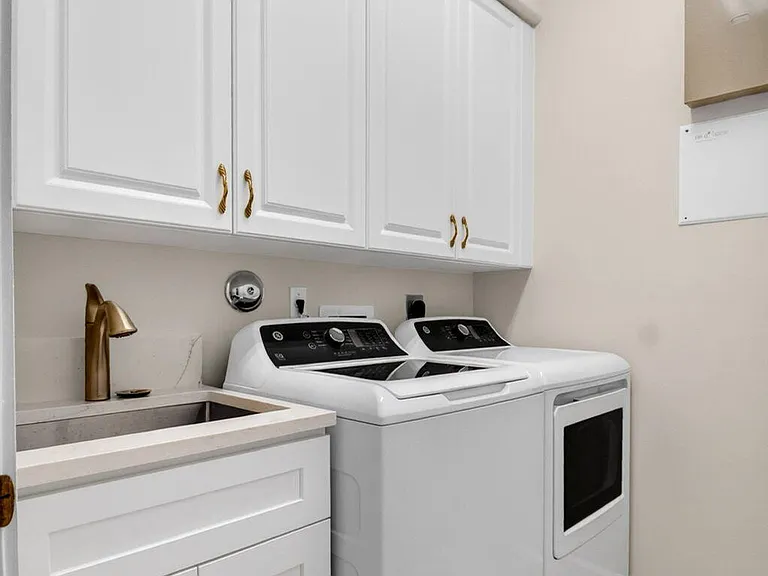 6812 Belmont Shore Dr — Photo 22