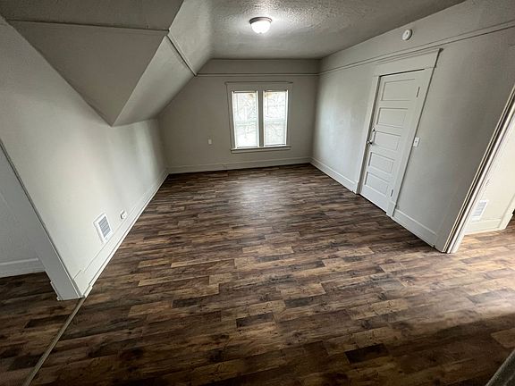 3rd image of 1854 W College Ave APT 3