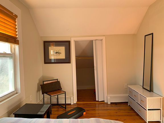 Bedroom 3, facing SW