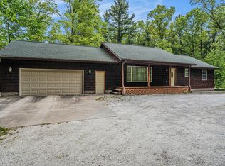2636 White Lake Dr, Whitehall, MI