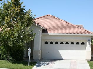 2205 Galen Dr, Elk Grove, CA 95758