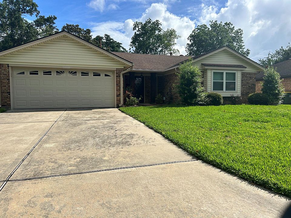 1st image of 5105 Apple Springs Dr
