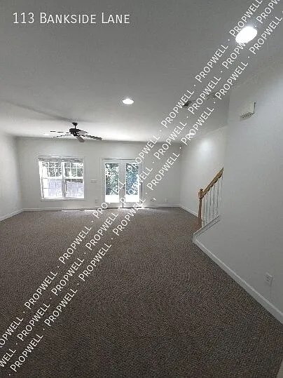 3 bed, 2.5 bath, 1550 sqft, $1,625 — Photo 4