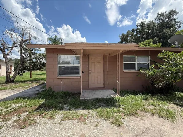114 Court St SW, Fort Meade, FL 33841