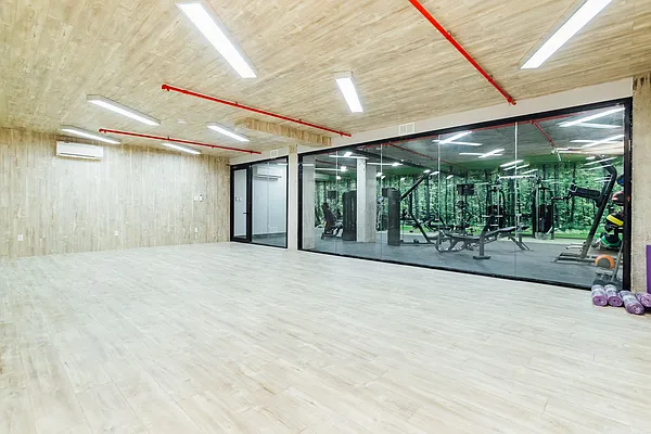 Rented by Nooklyn NYC LLC | media 44