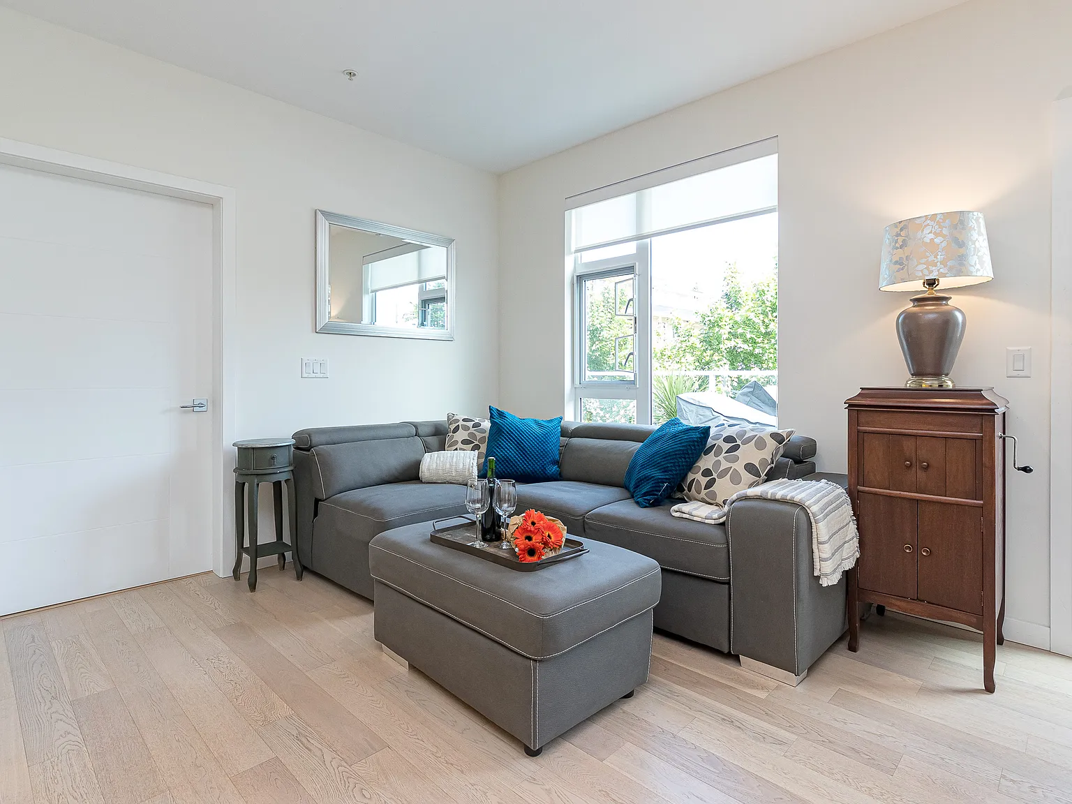 Cordova Bay Rd, Saanich — Photo 2
