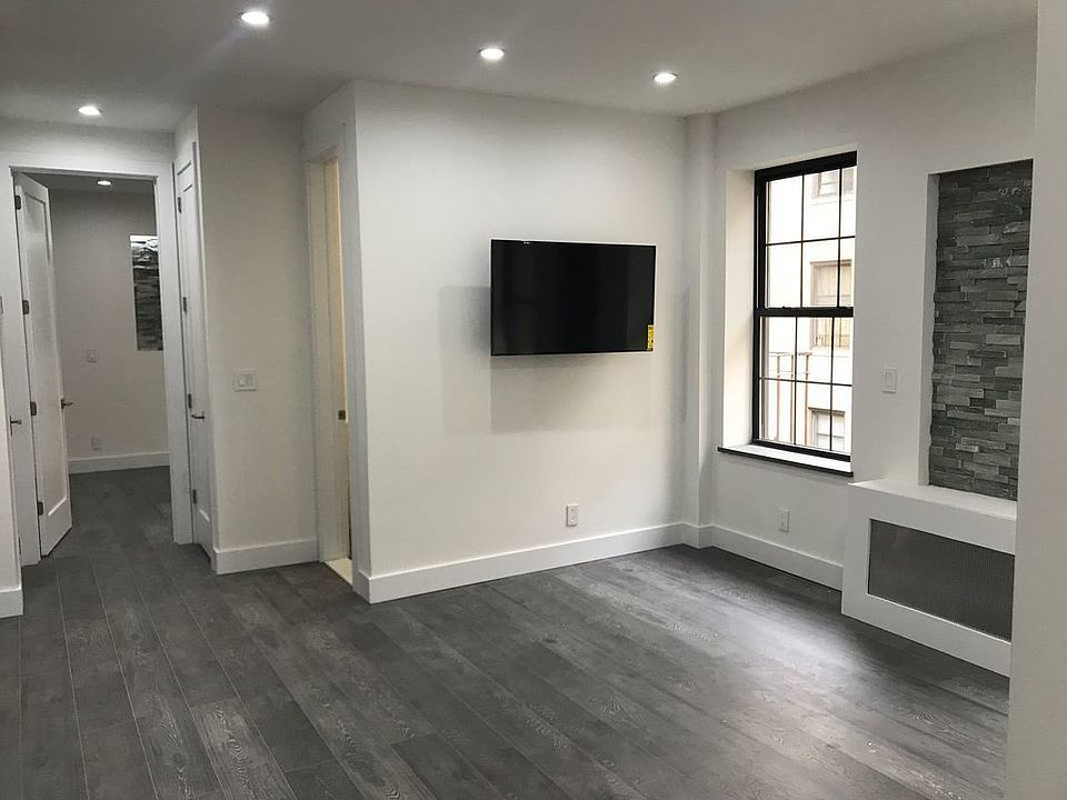 1st image of 11920 Union Tpke APT E1d2