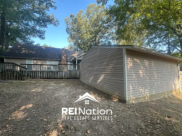 4 bed, 3.0 bath, 2881 sqft, $2,250 — Photo 2