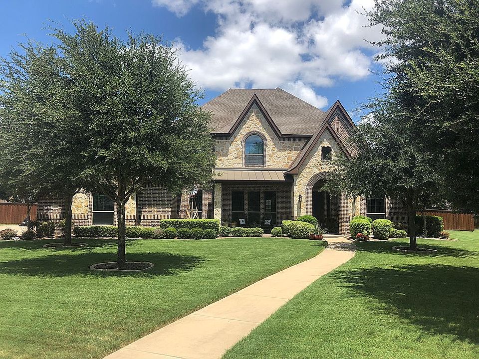 1st image of 105 Bogey Ct